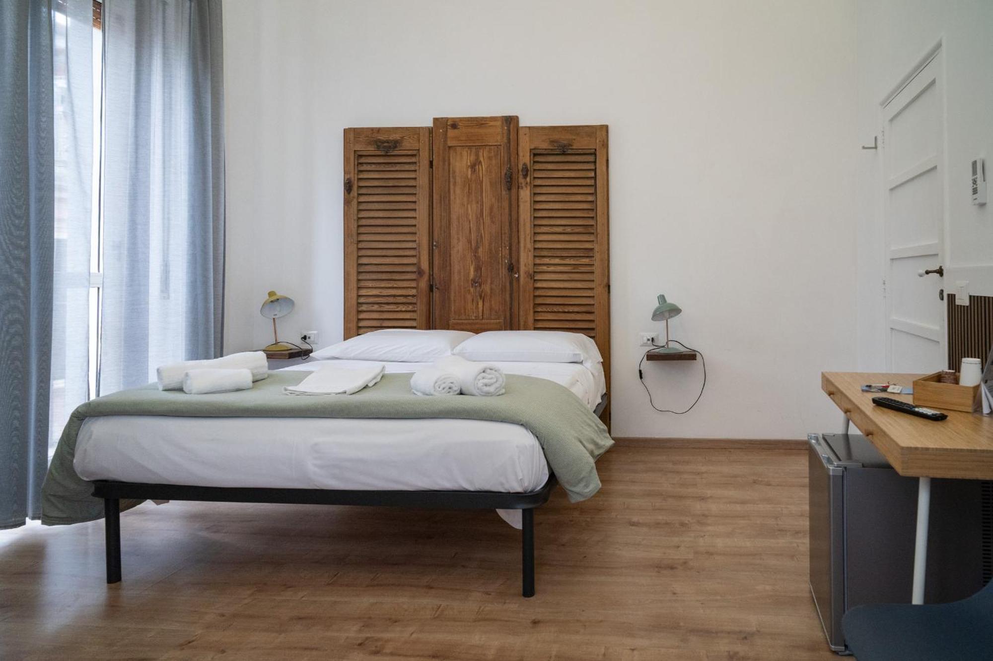 נאפולי B&B Universita מראה חיצוני תמונה