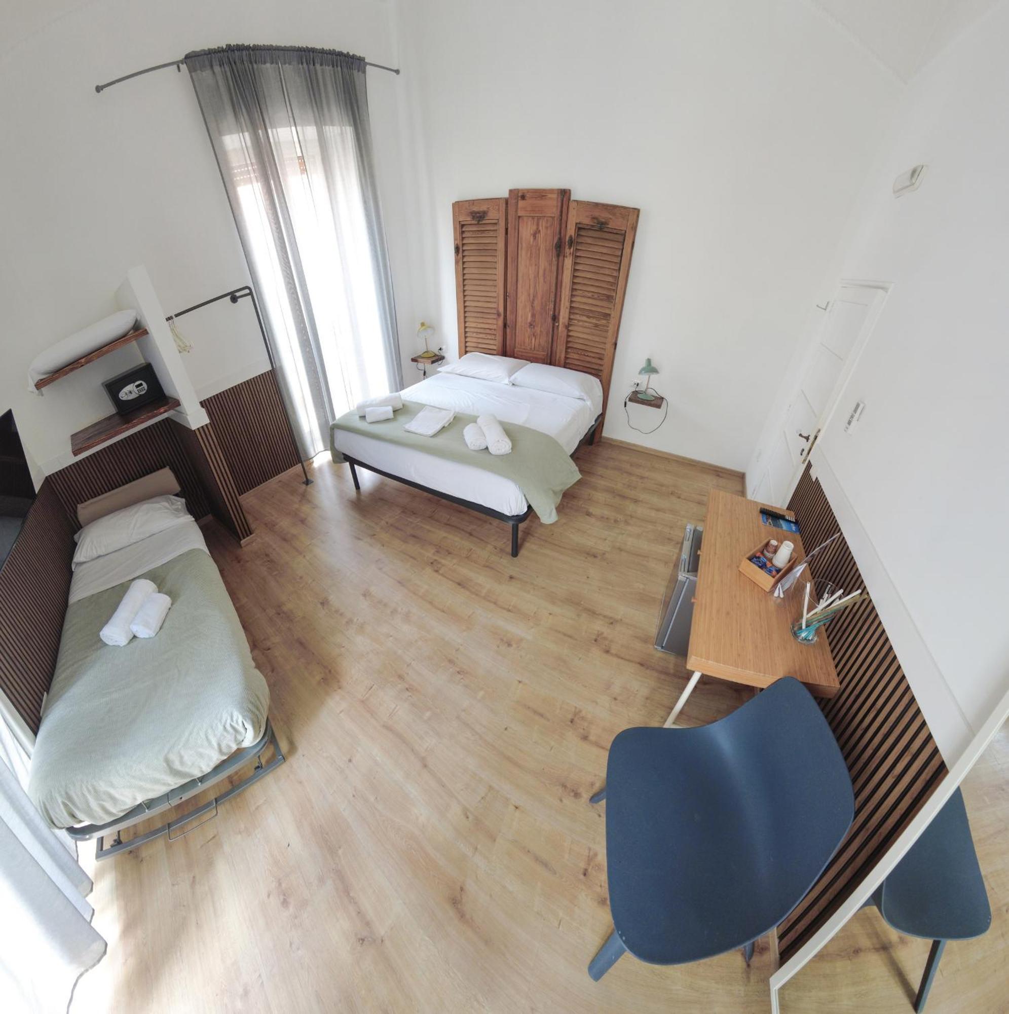 נאפולי B&B Universita מראה חיצוני תמונה